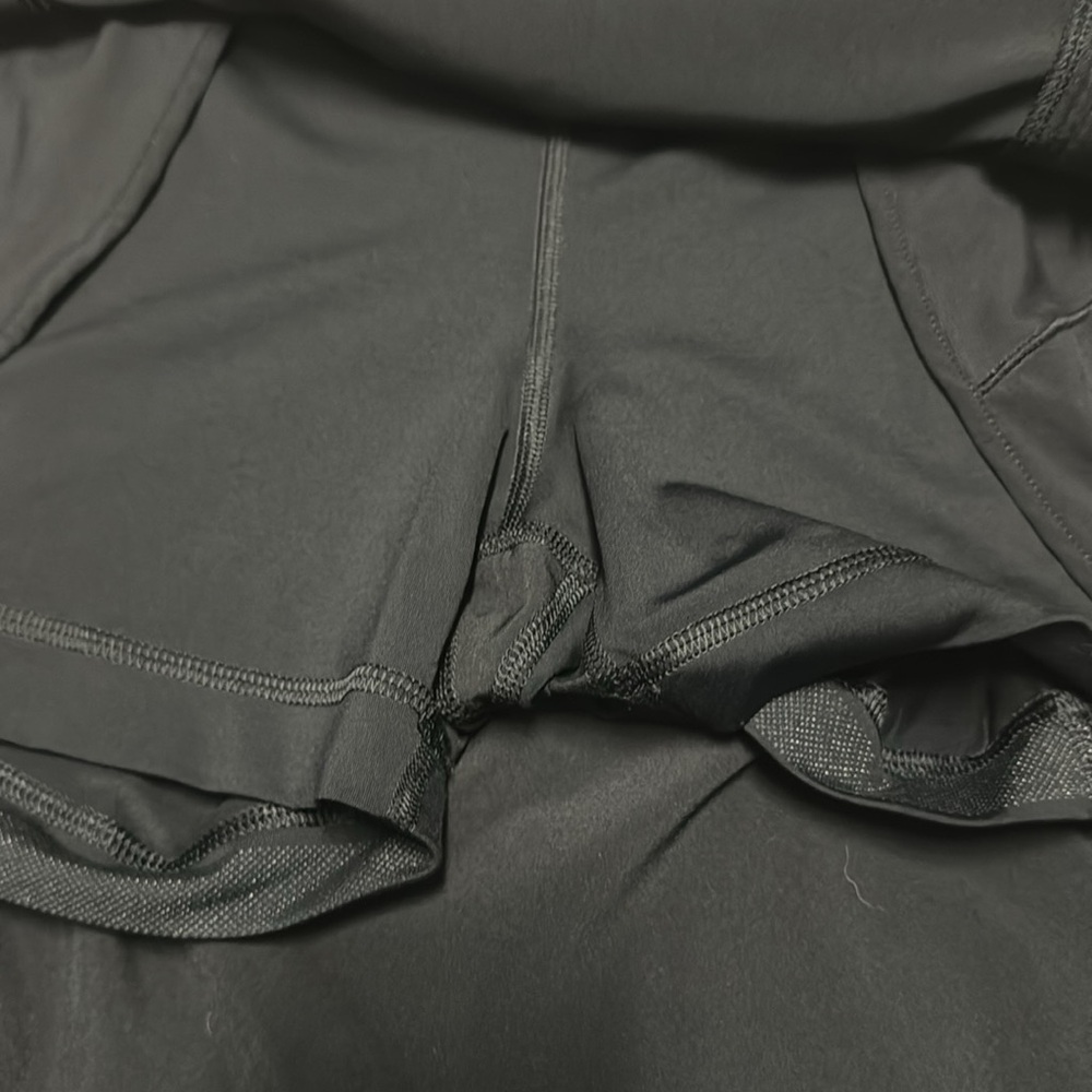 Lululemon Black Skirt Size 8 - Picture 5 of 6